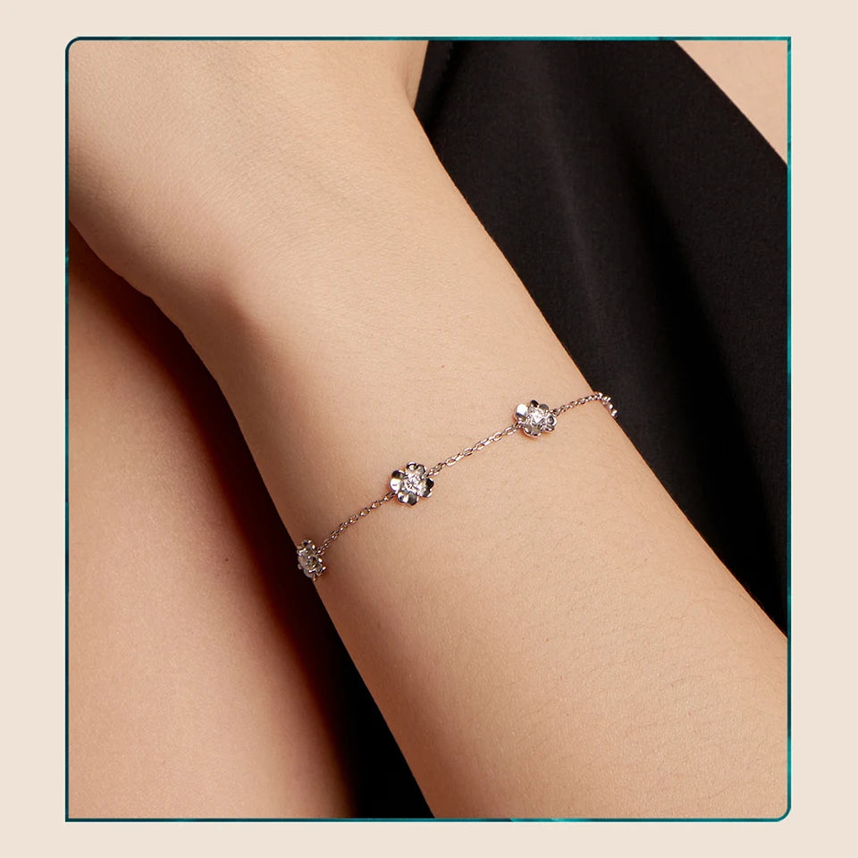 Bracelet en argent sterling 925 avec moissanite en forme de trèfle 0,5 Carat, chaîne à maillons de fleur réglable