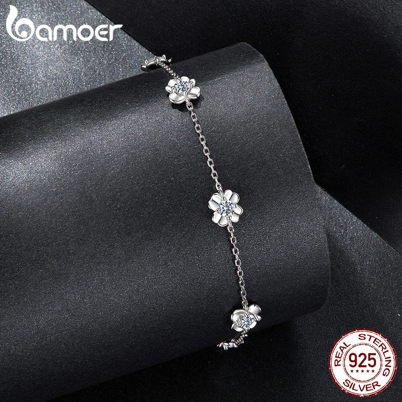 Bracelet en argent sterling 925 avec moissanite en forme de trèfle 0,5 Carat, chaîne à maillons de fleur réglable