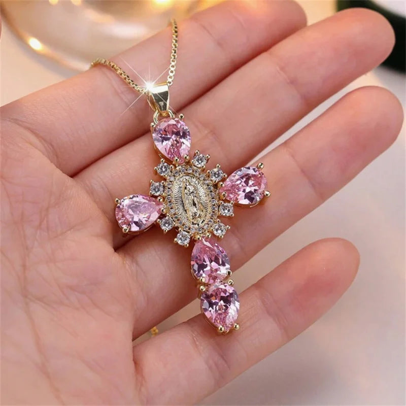 Collier Pendentif tendance en Cristal Rose de Luxe