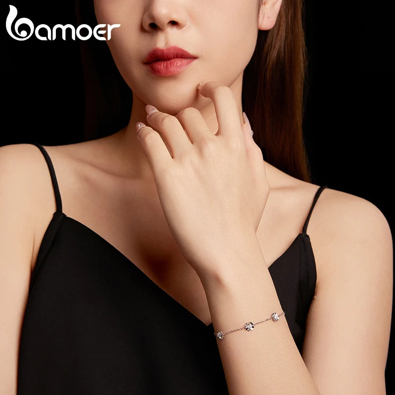 Bracelet en argent sterling 925 avec moissanite en forme de trèfle 0,5 Carat, chaîne à maillons de fleur réglable