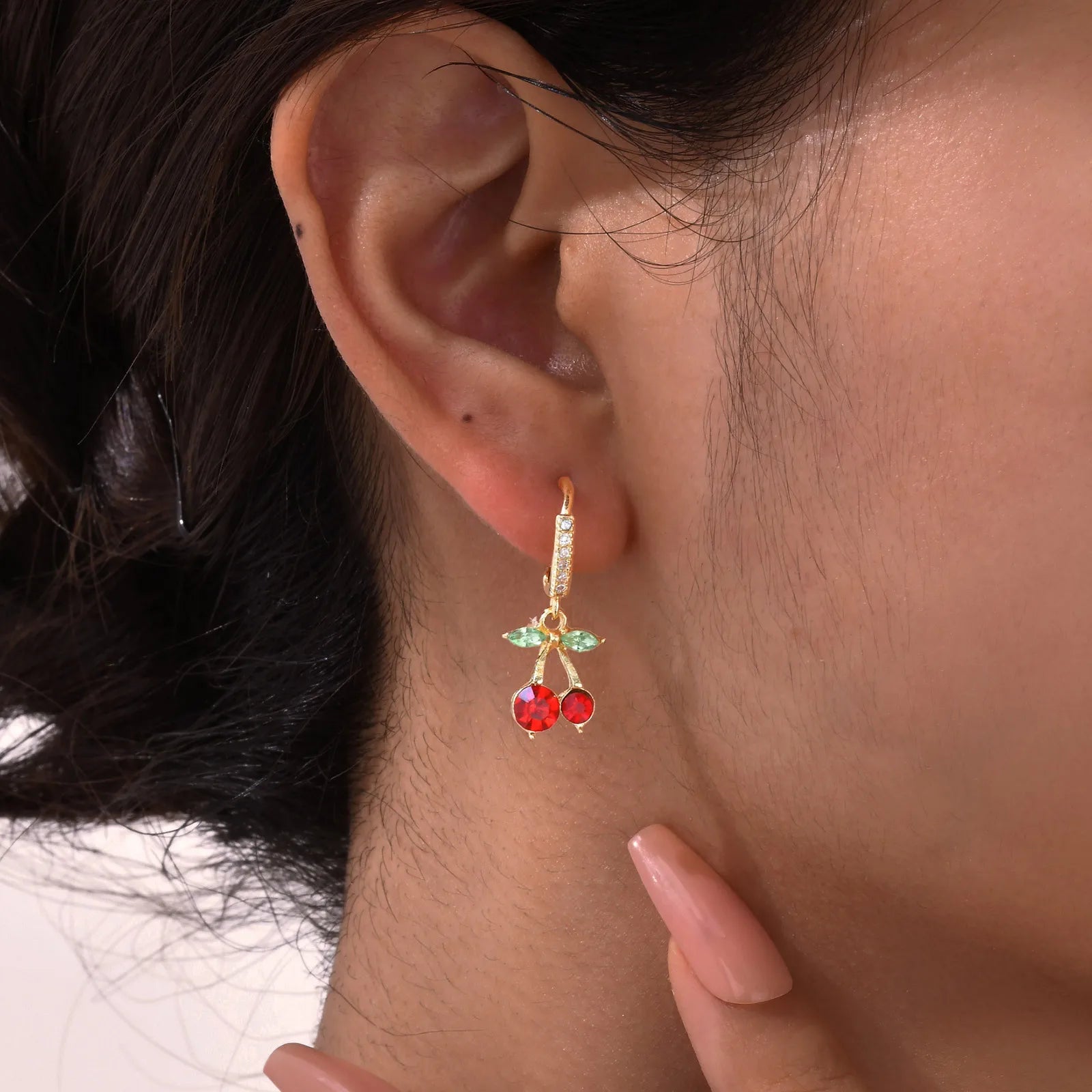 Boucles d'oreilles pendantes cerise plaqué or pour femmes