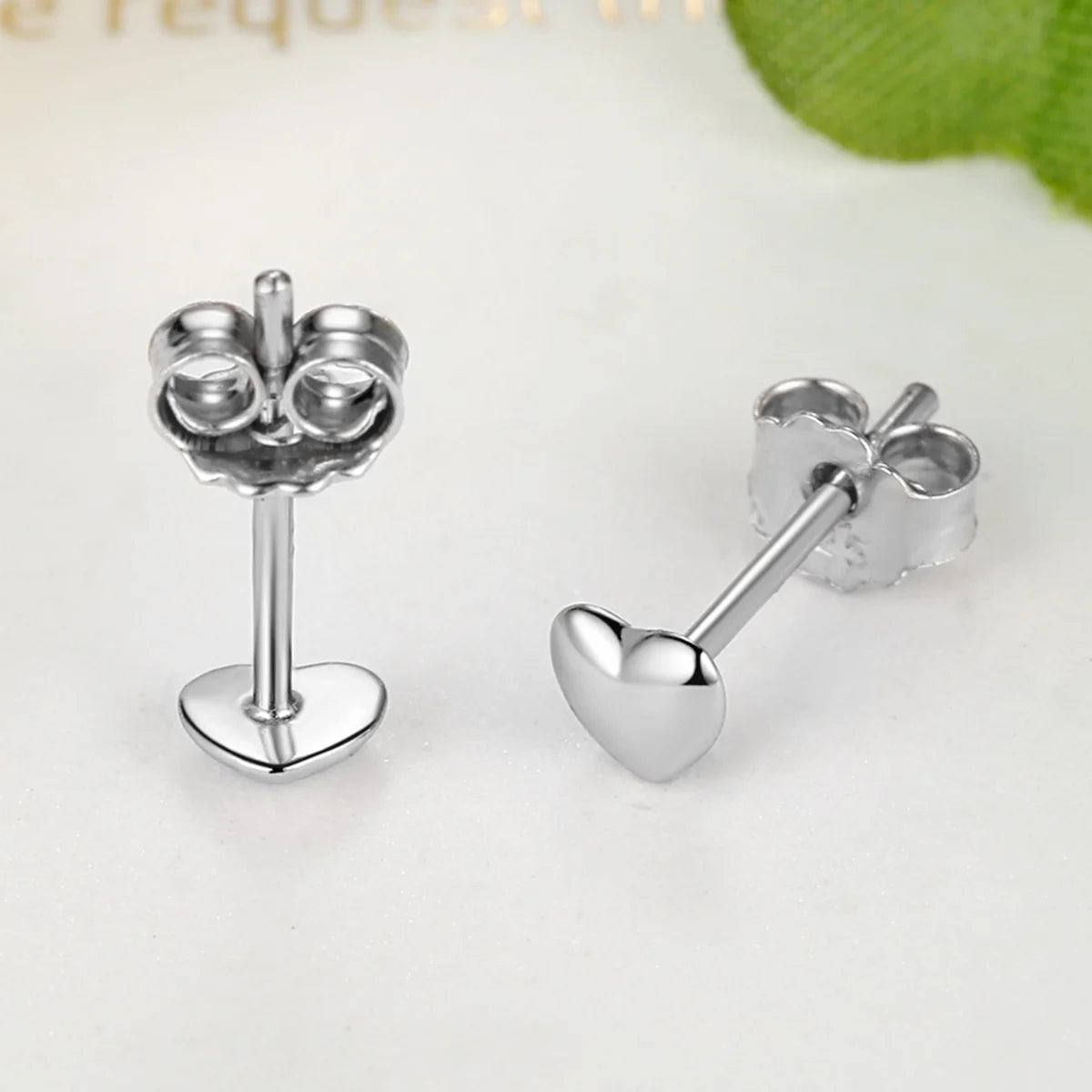 Boucles d'oreilles clous en argent sterling 925 petits cœurs unis