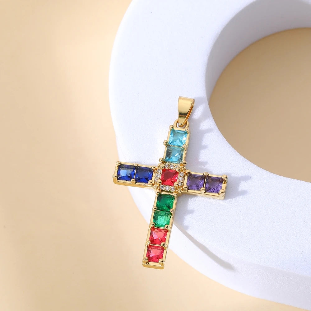 Pendentif croix en plaqué or 18K